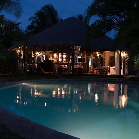 Le Zahir Lodge Ambatoloaka  Buitenkant foto