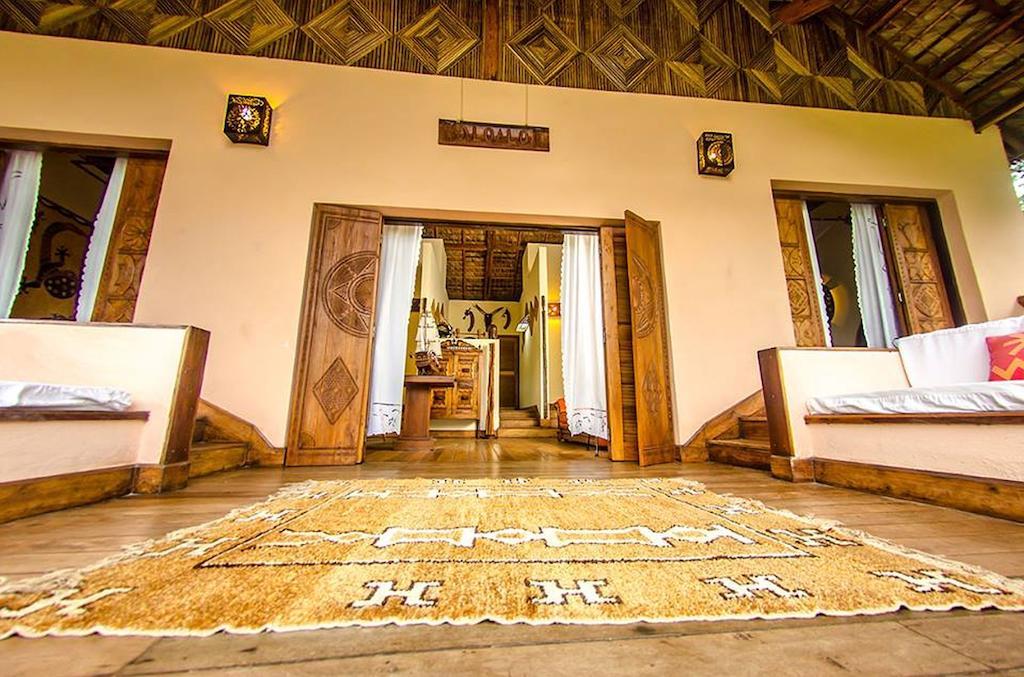 Le Zahir Lodge Ambatoloaka  Kamer foto