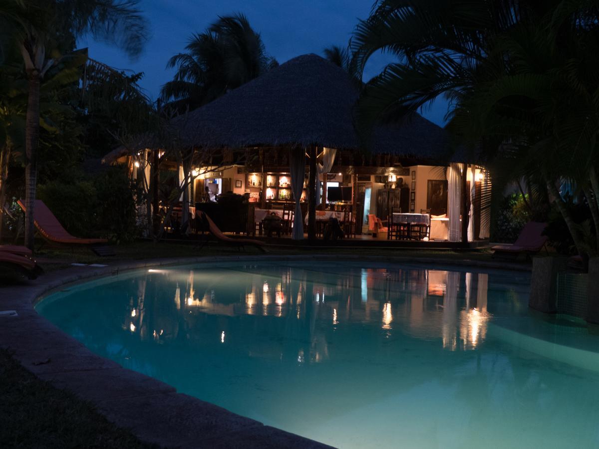 Le Zahir Lodge Ambatoloaka  Buitenkant foto