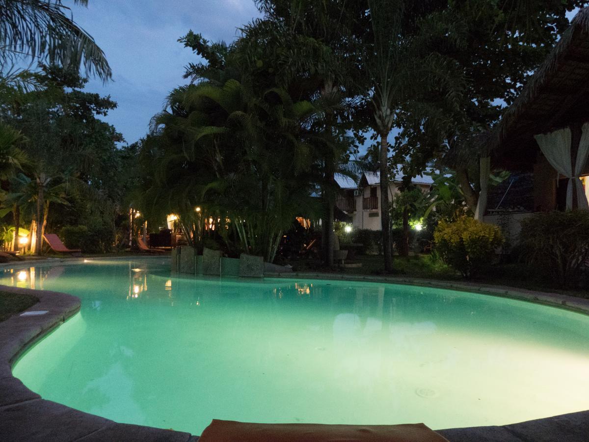 Le Zahir Lodge Ambatoloaka  Buitenkant foto